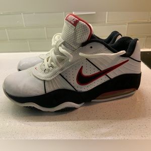 NEW Nike youth basketball shoes